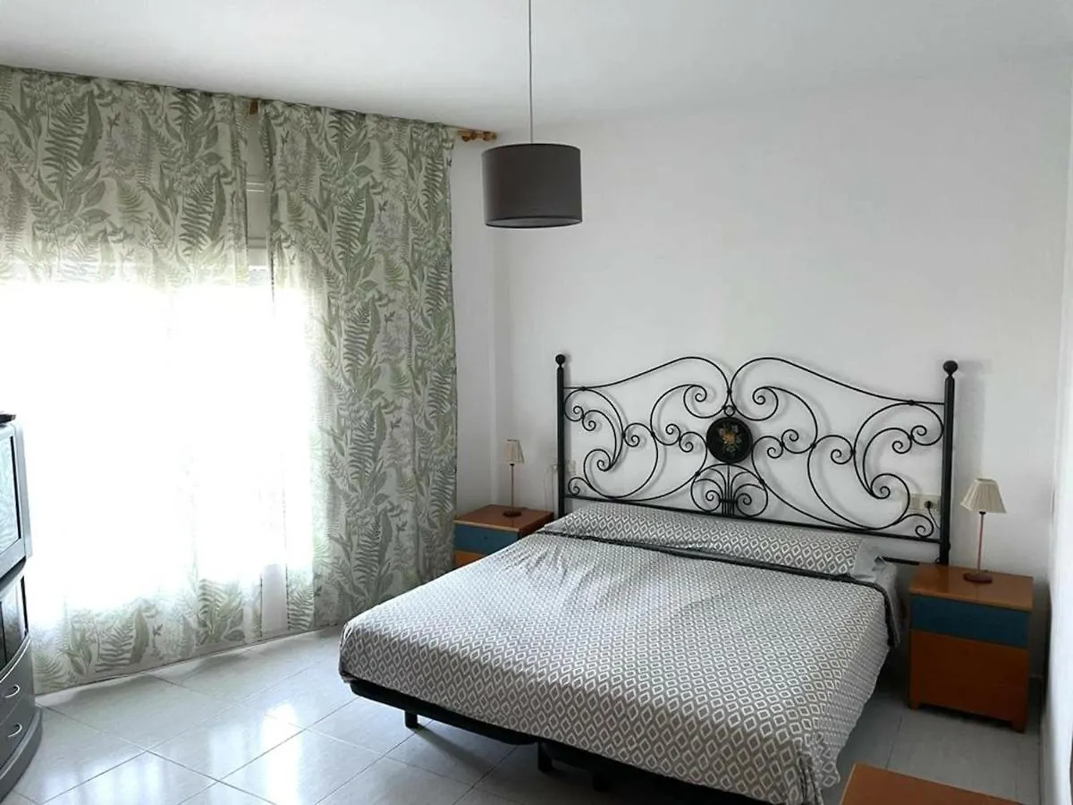 Casa Cal Sabater - En Pleno Centro, Bonita Vista Al Rio, Gran Parking Publico Delante, A.A., Wifi. - Es-89-89 Villa Sant Pere Pescador 0*,